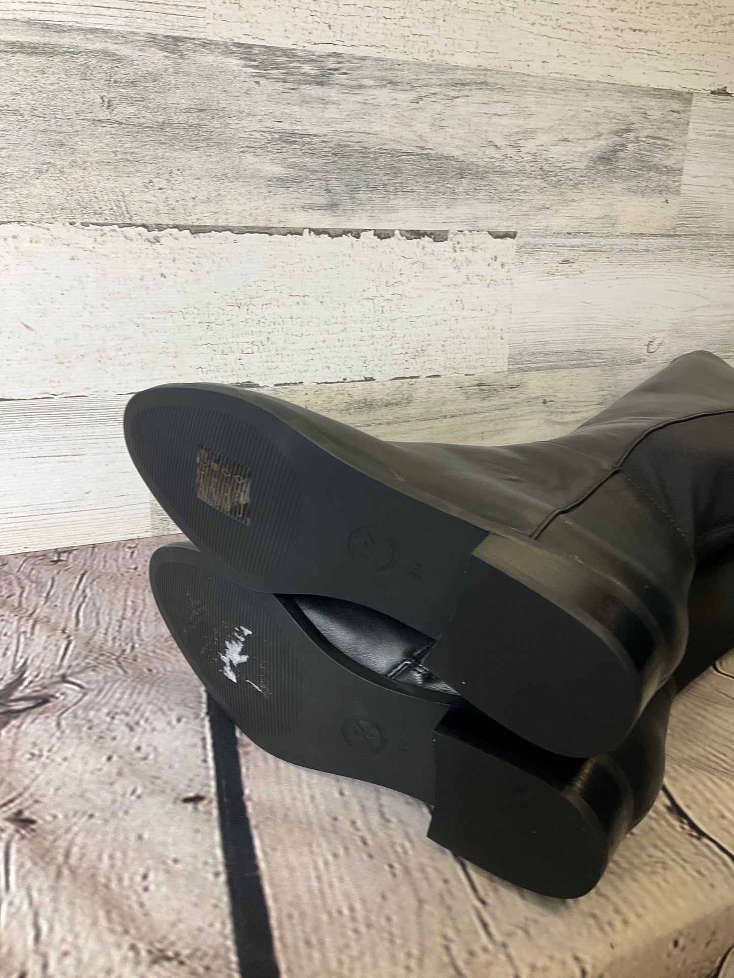 Boots Knee Flats By Michael By Michael Kors Size: 6