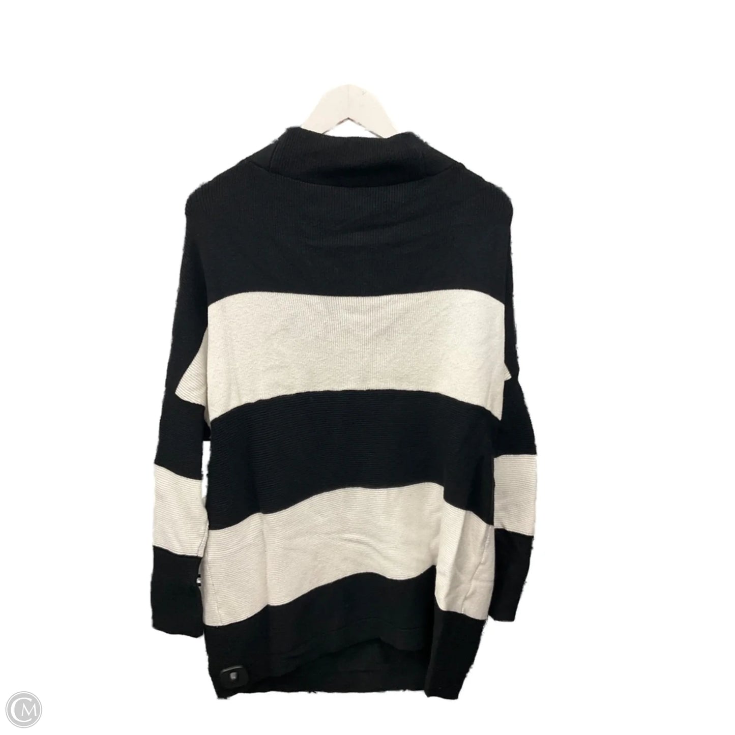 Sweater By Clothes Mentor In Black & White, Size: S