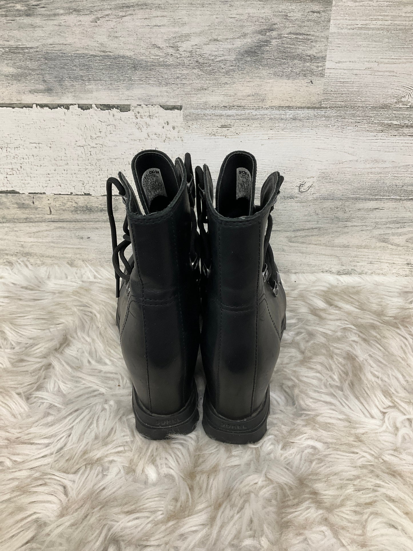 Boots Ankle Heels By Sorel Size: 7.5