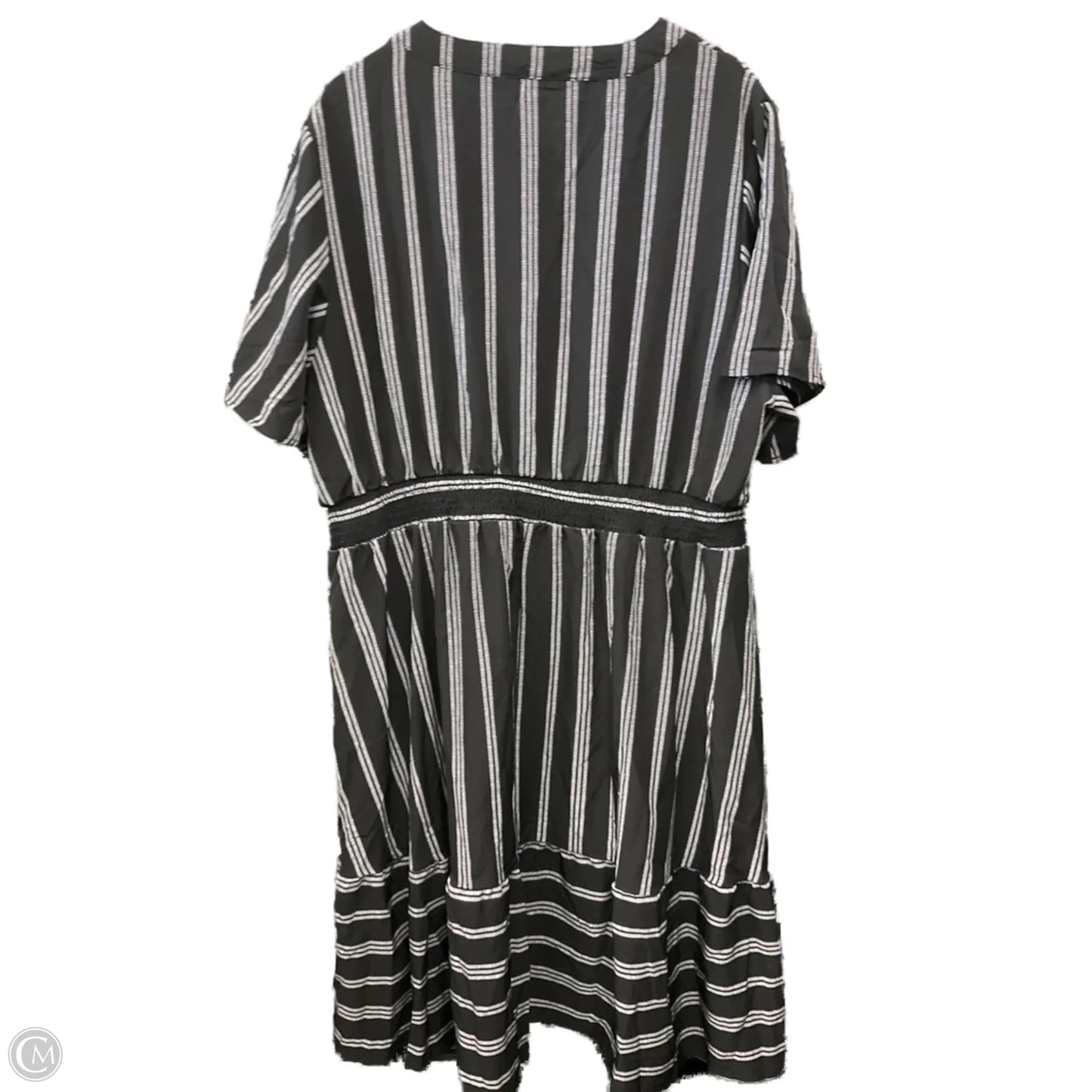 Dress Casual Midi By Clothes Mentor In Black & White, Size: 3x