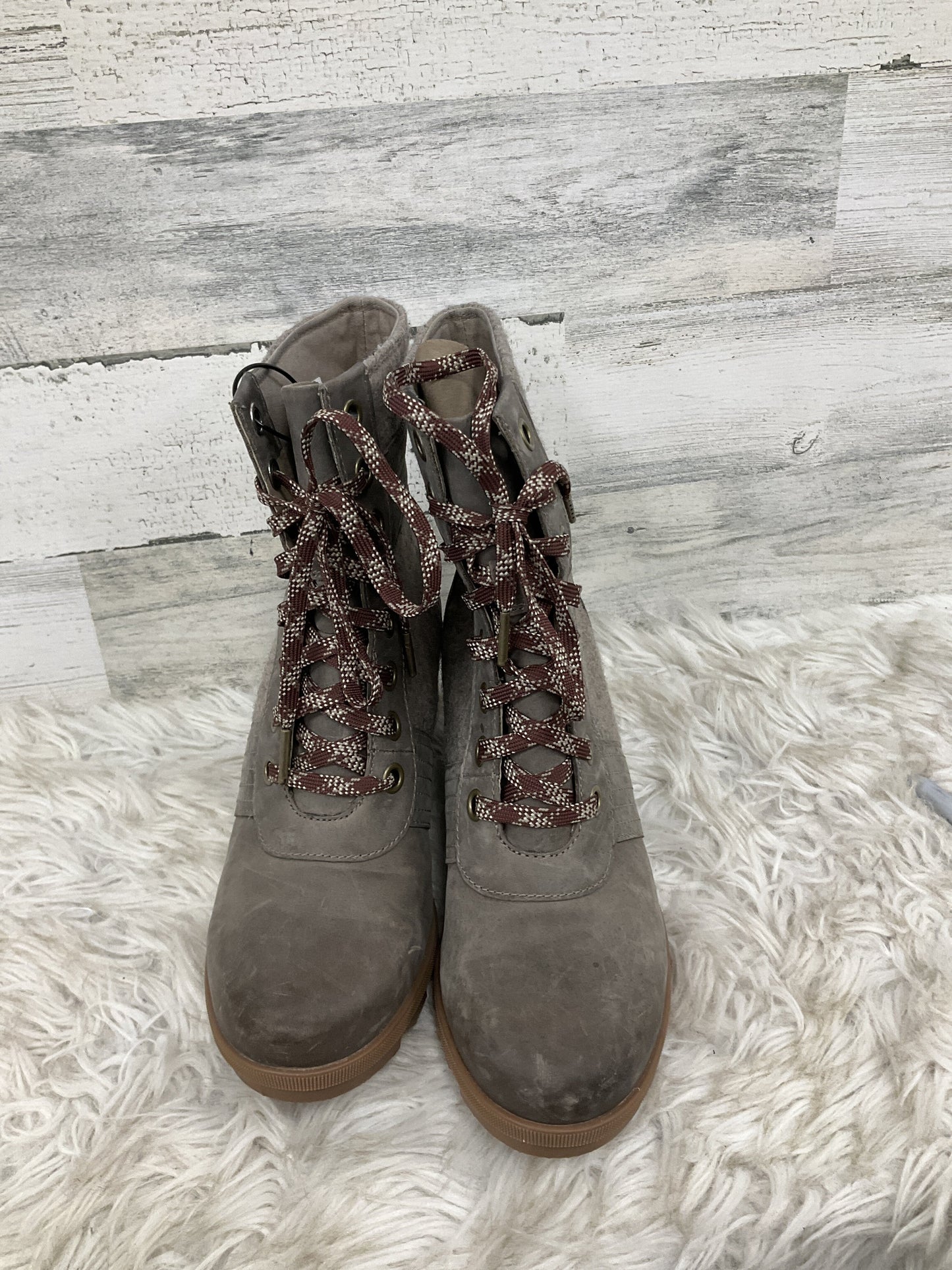 Boots Ankle Heels By Sorel Size: 10.5