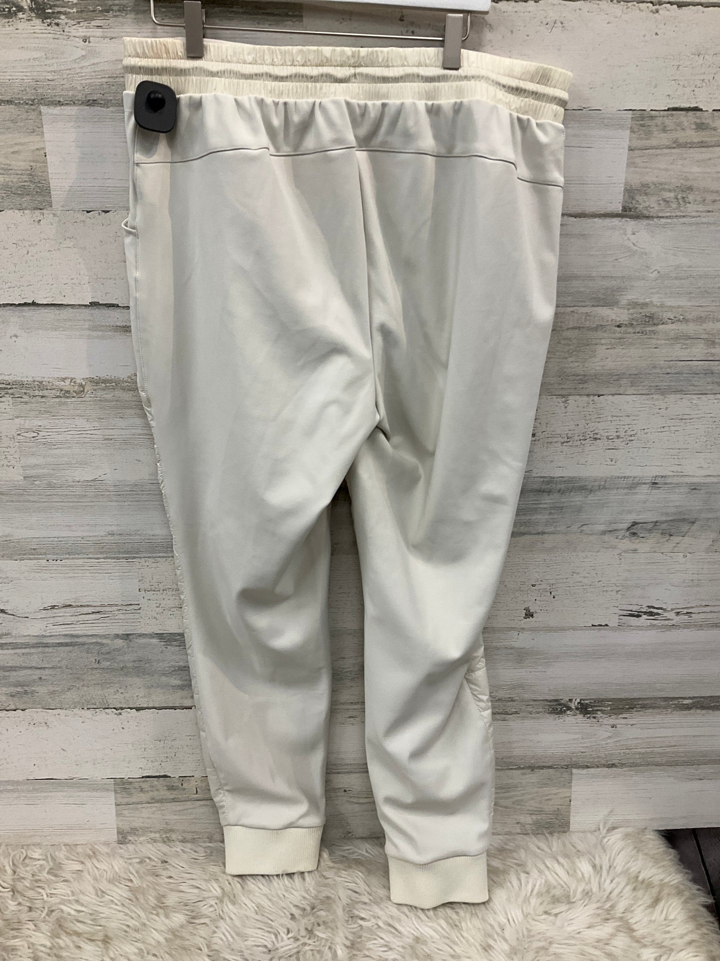 Pants Other By Clothes Mentor In Cream, Size: Xl