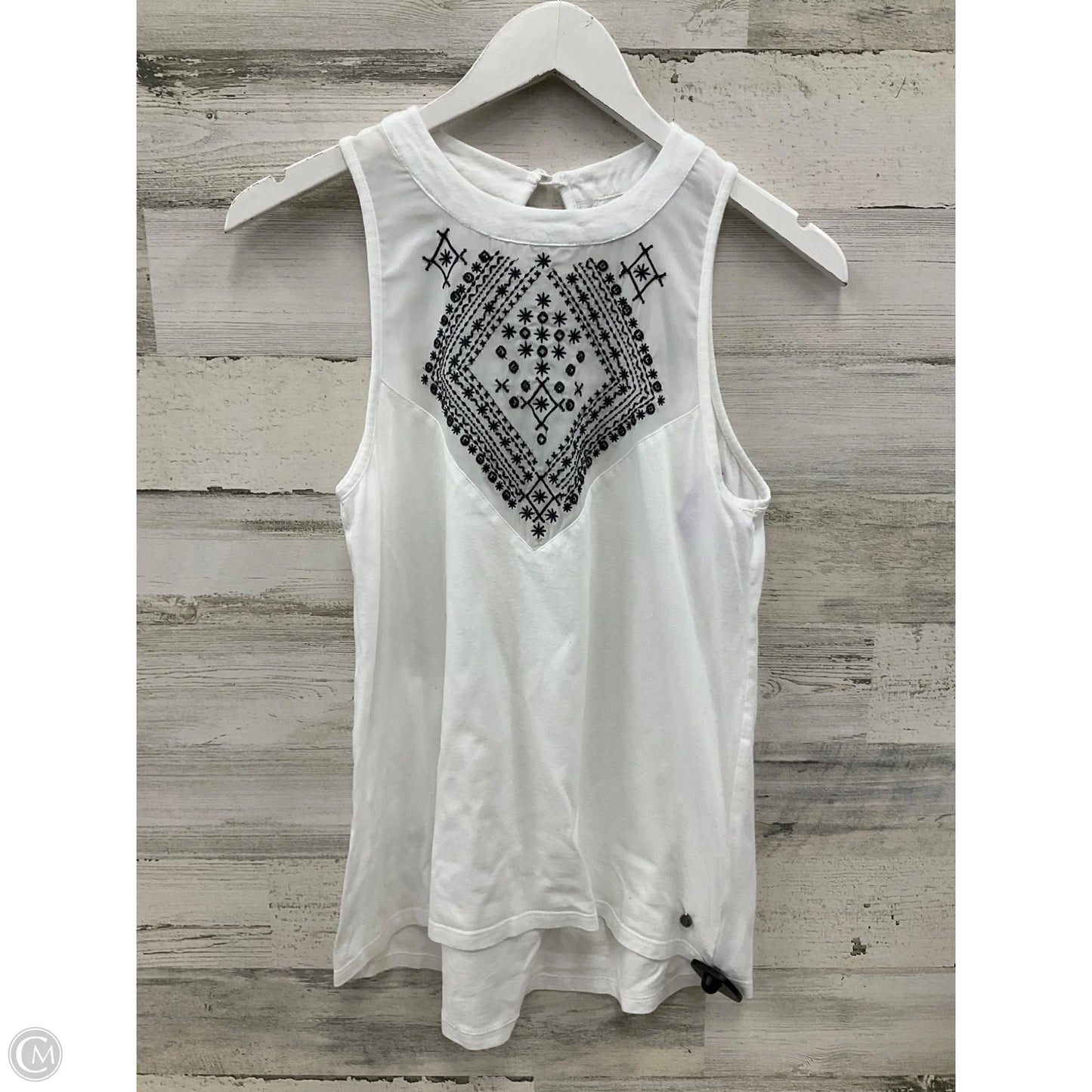 Top Sleeveless By Elementz In White, Size: S