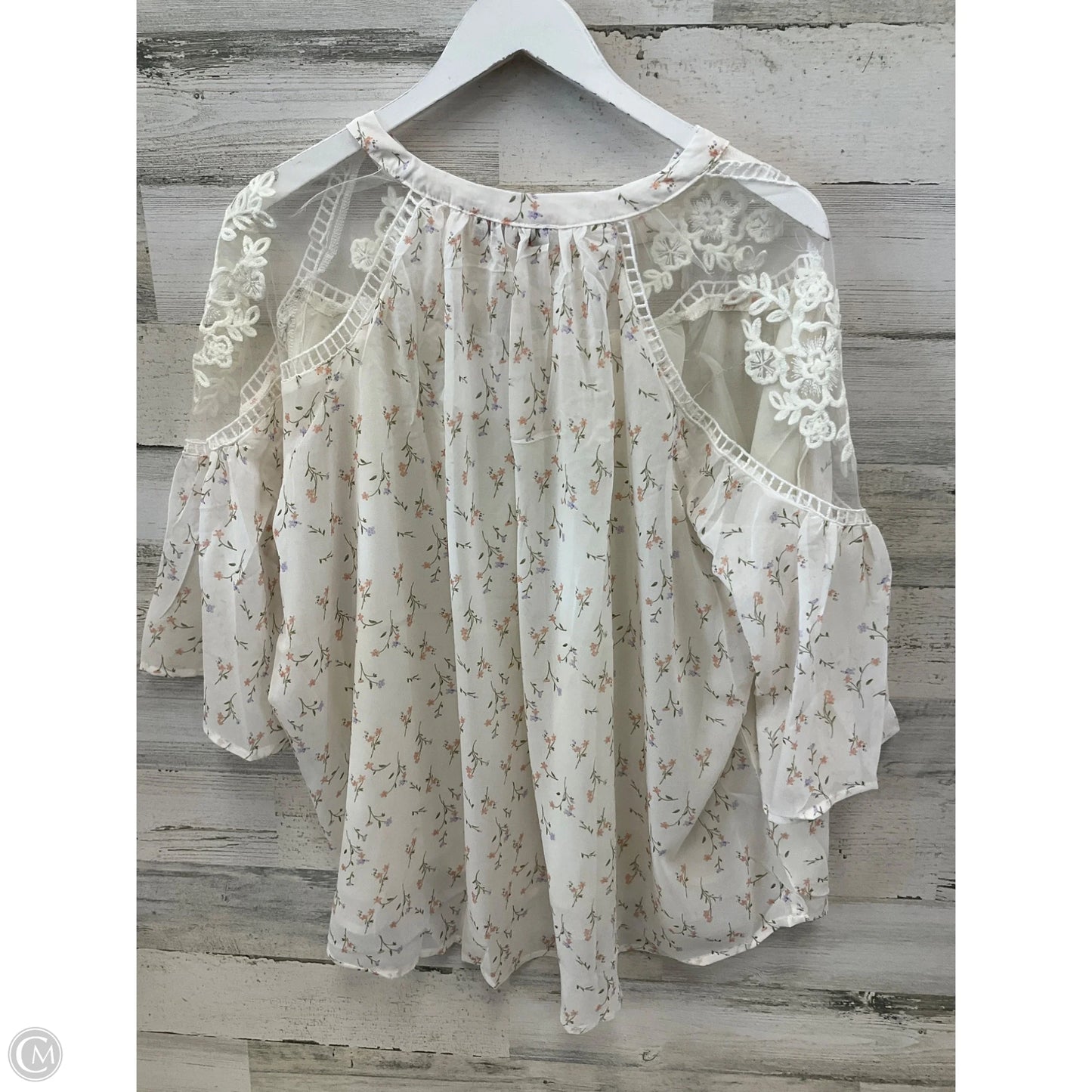 Top Short Sleeve By Hayden La In Cream, Size: M