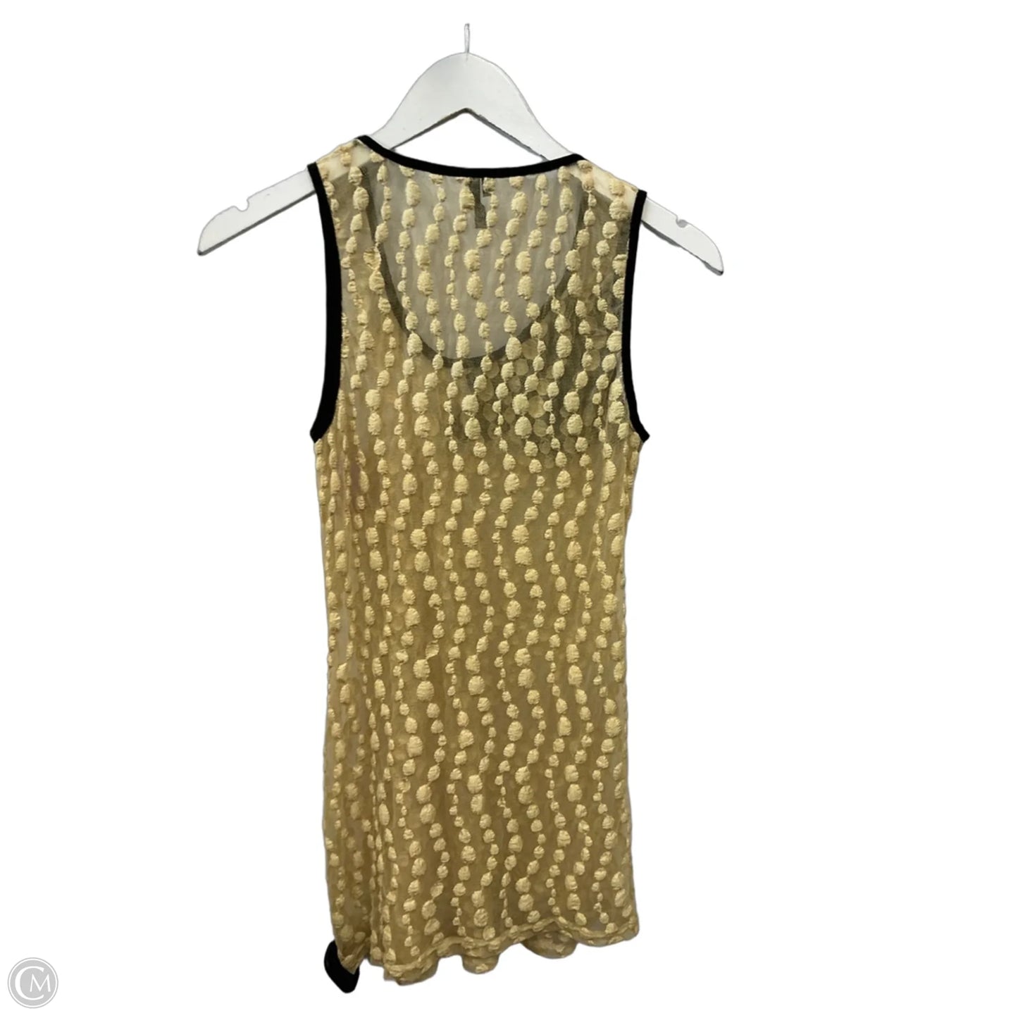 Top Sleeveless By Maurices In Gold, Size: M