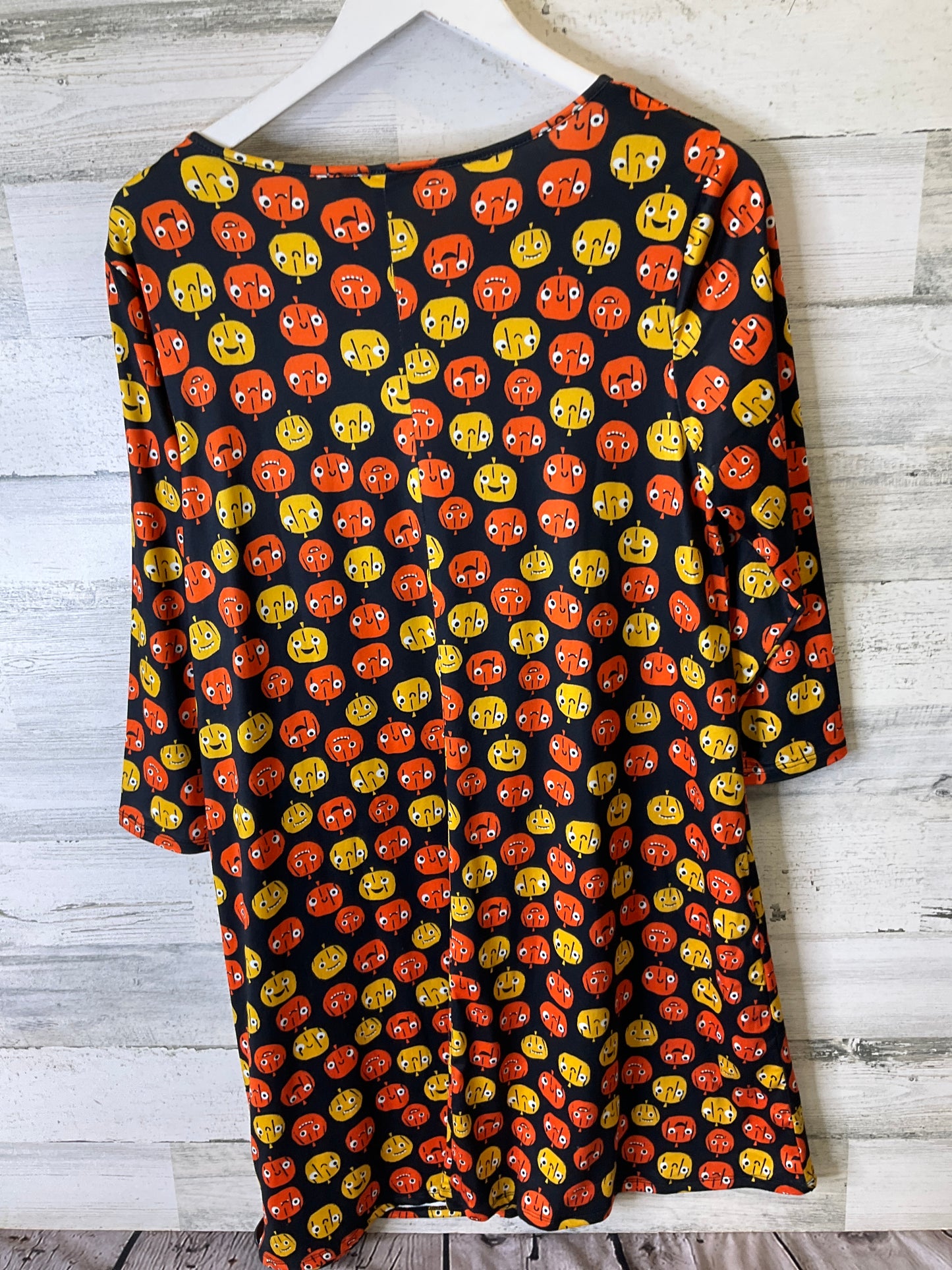 Dress Casual Short By Clothes Mentor In Black & Orange, Size: M