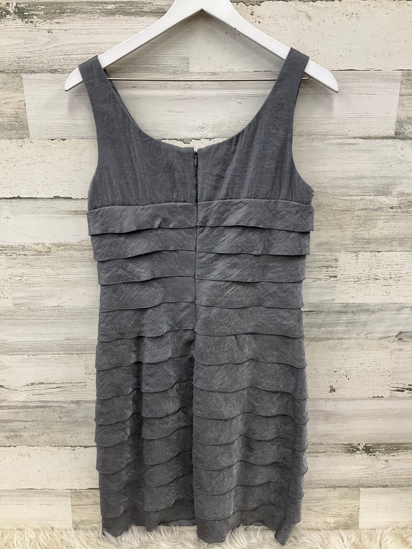 Dress Party Midi By Jessica Howard In Silver, Size: 12