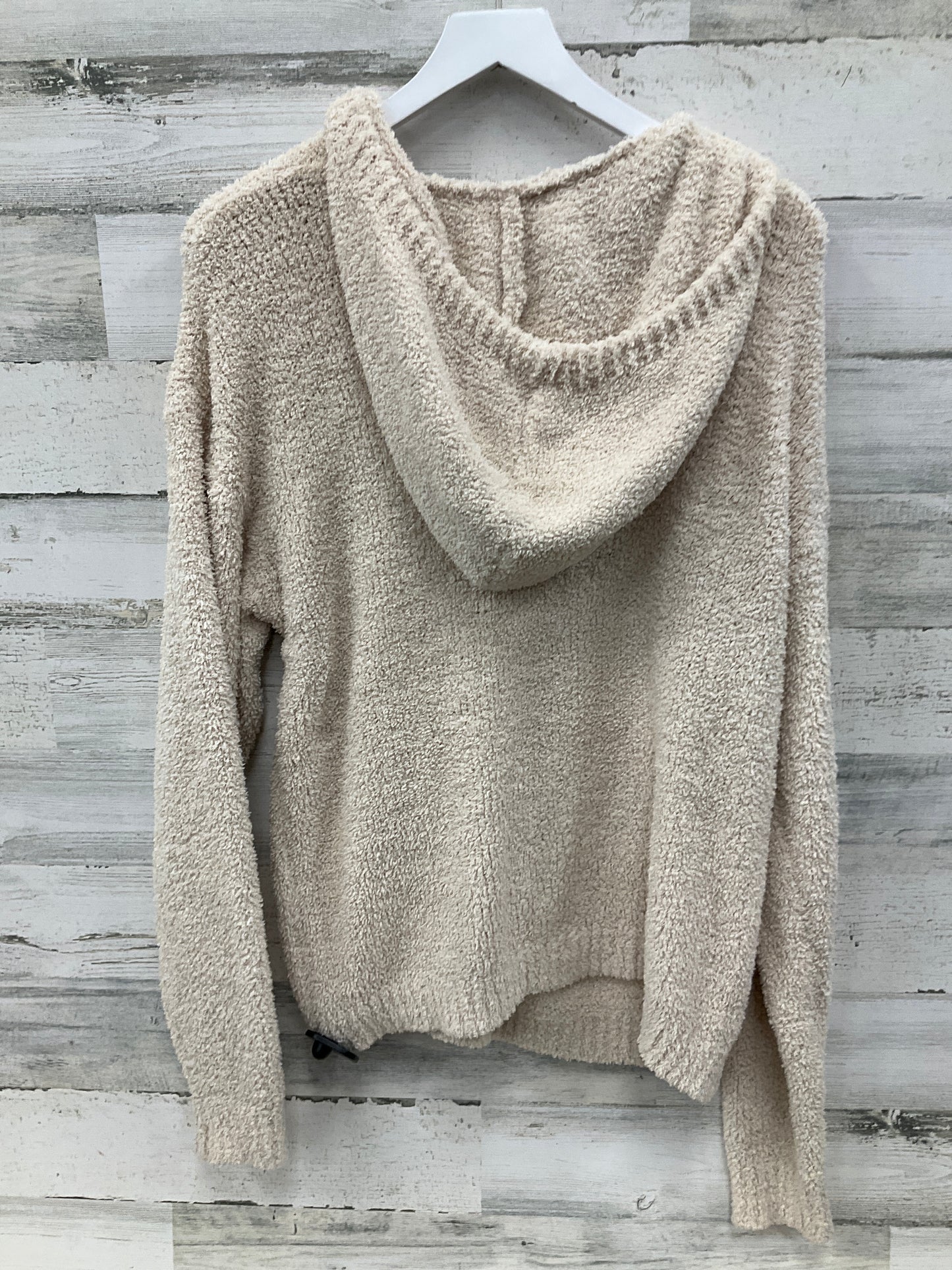 Sweatshirt Hoodie By Main Strip In Cream, Size: L