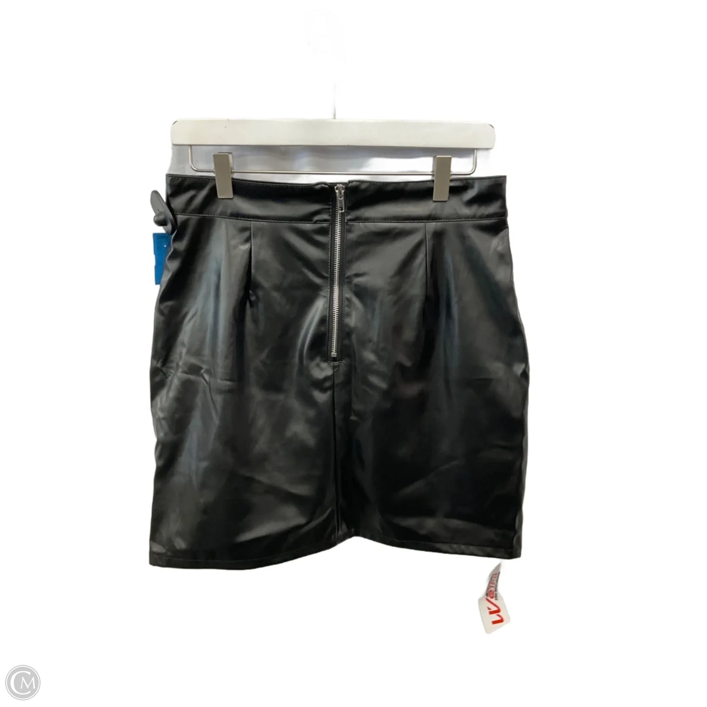 Skirt Mini & Short By Clothes Mentor In Black, Size: M