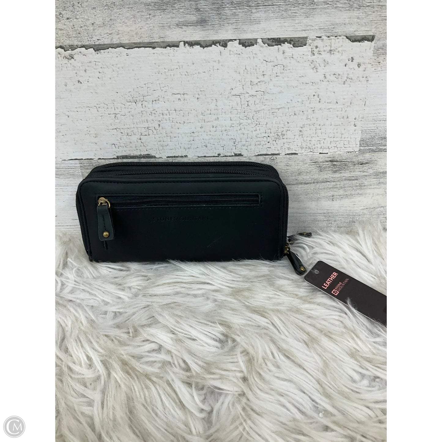 Wallet By Stone Mountain, Size: Large