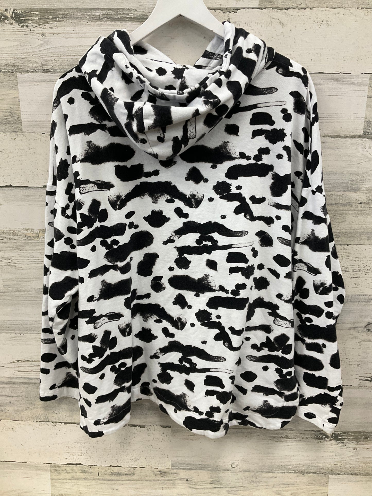 Sweatshirt Hoodie By Peace Love World In Animal Print, Size: 1x