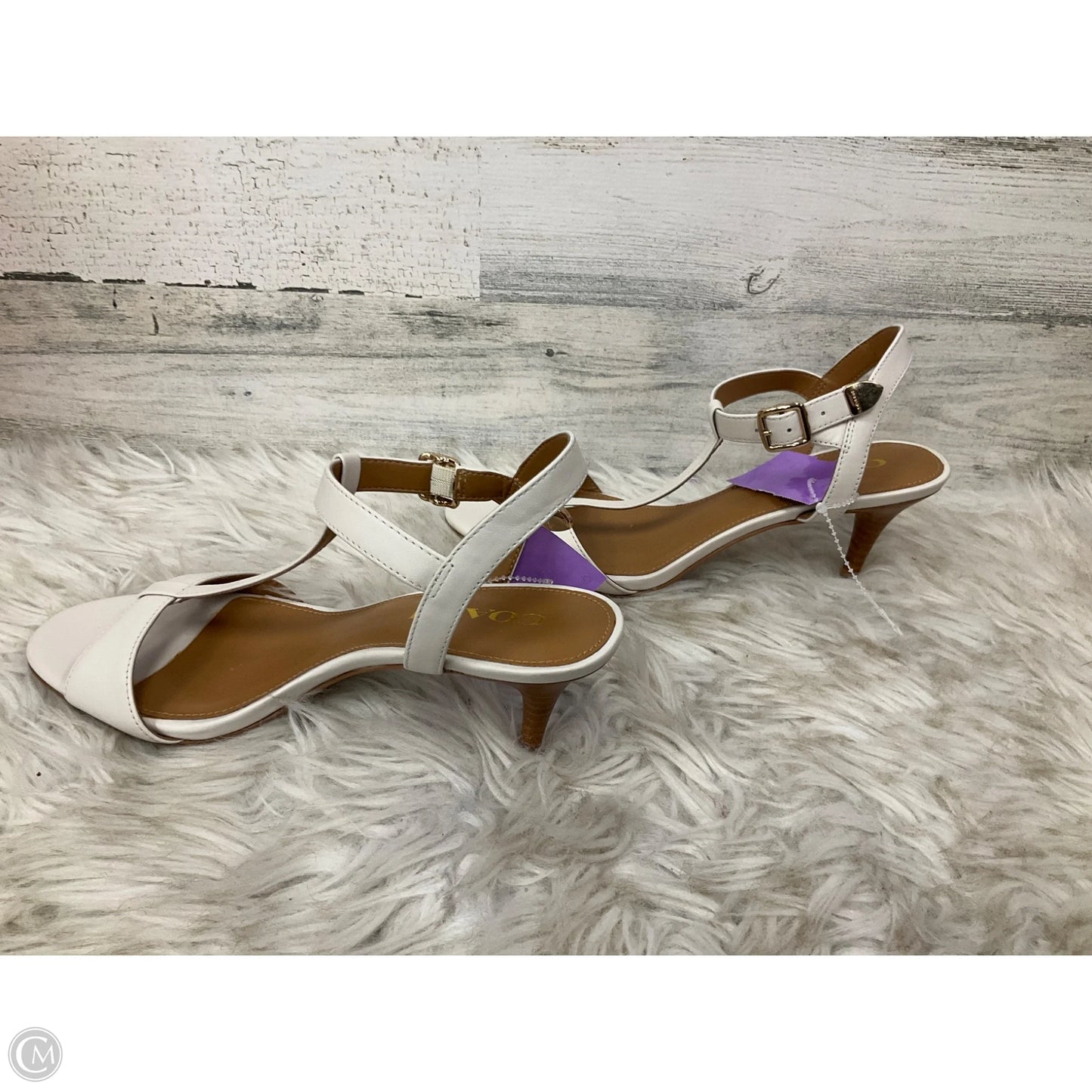 Sandals Designer By Coach In Cream, Size: 6