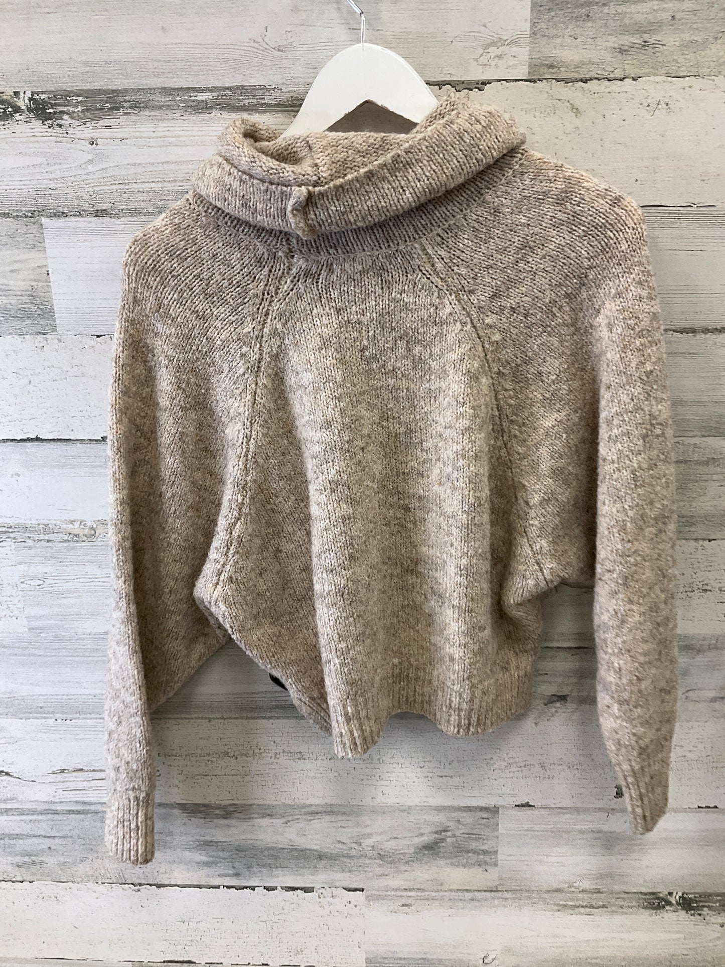 Sweater By Clothes Mentor In Tan, Size: Xs