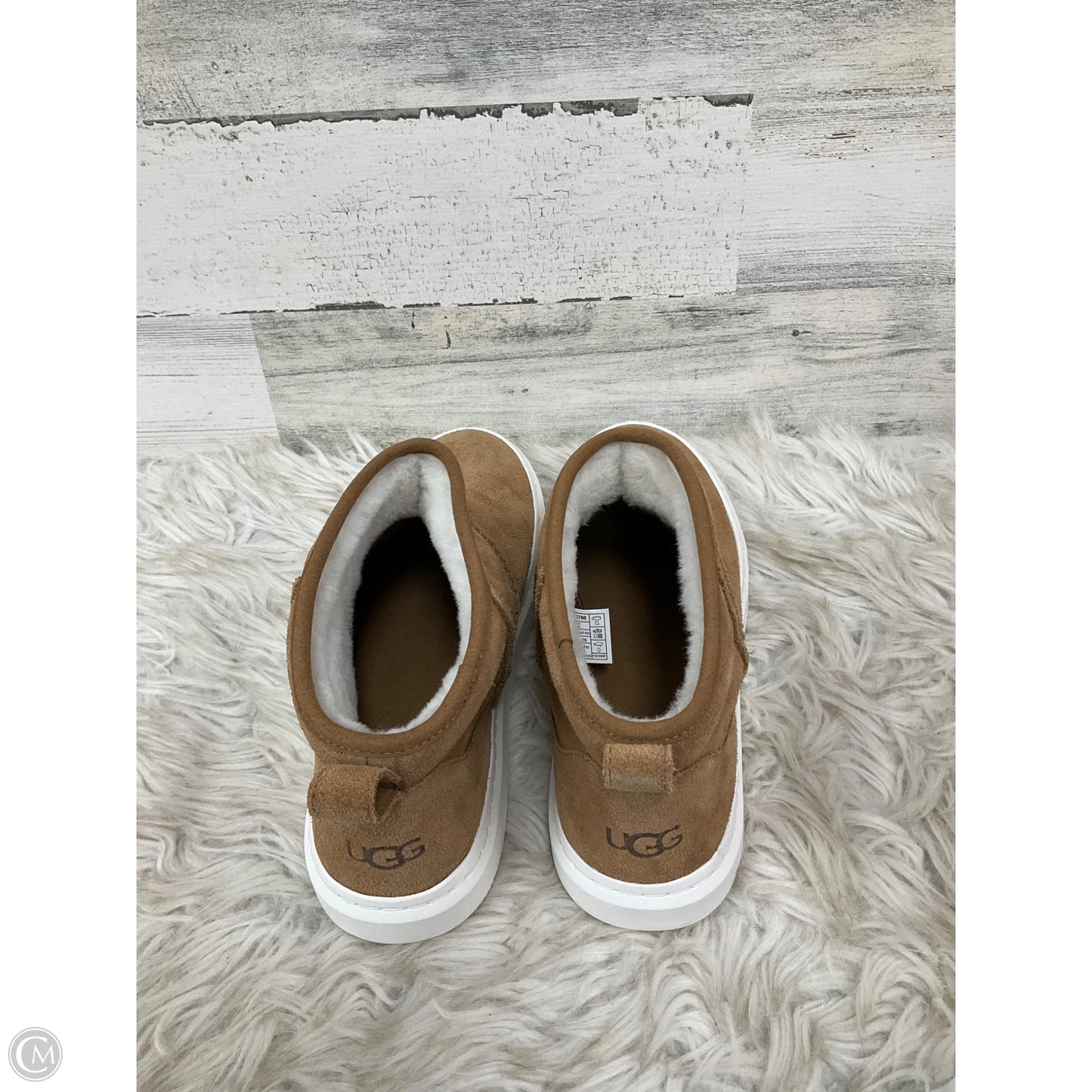 Boots Designer By Ugg In Brown, Size: 9