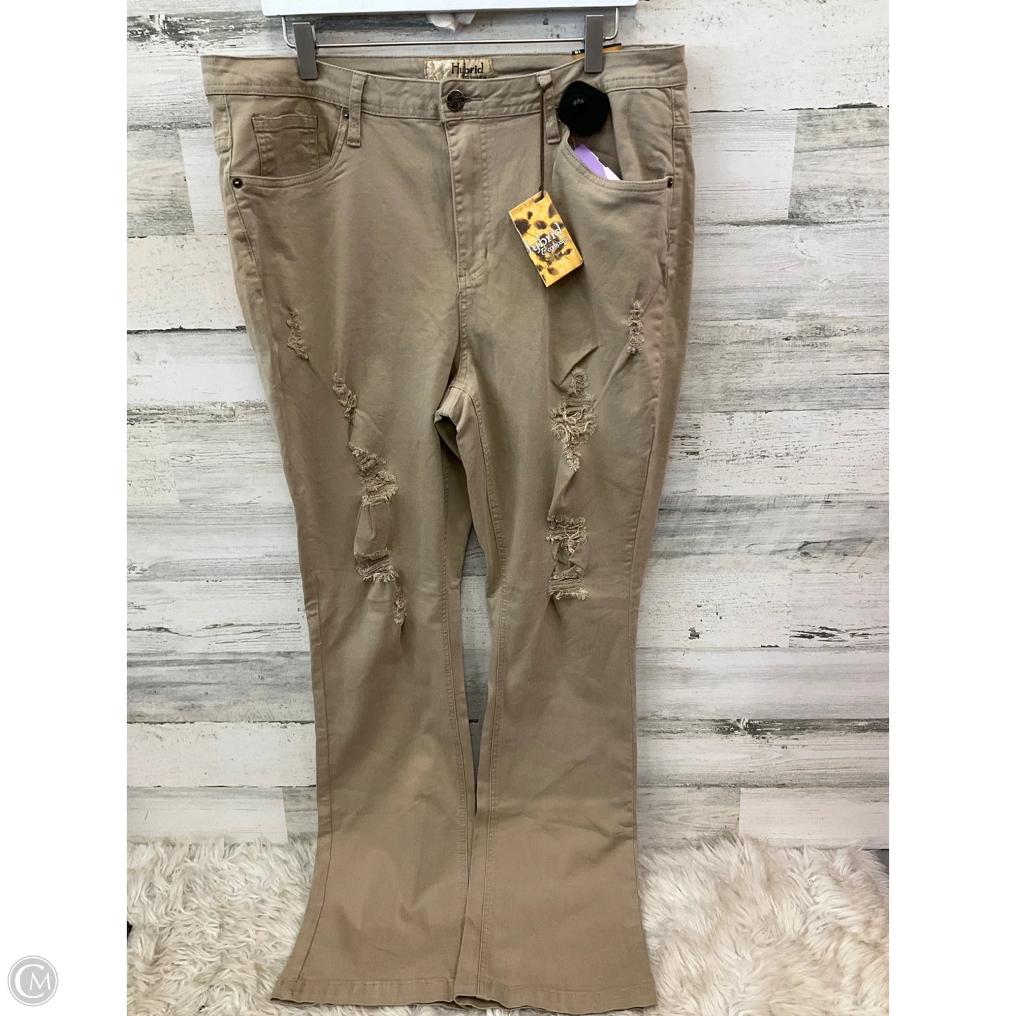 Jeans Flared By Clothes Mentor In Beige, Size: 16