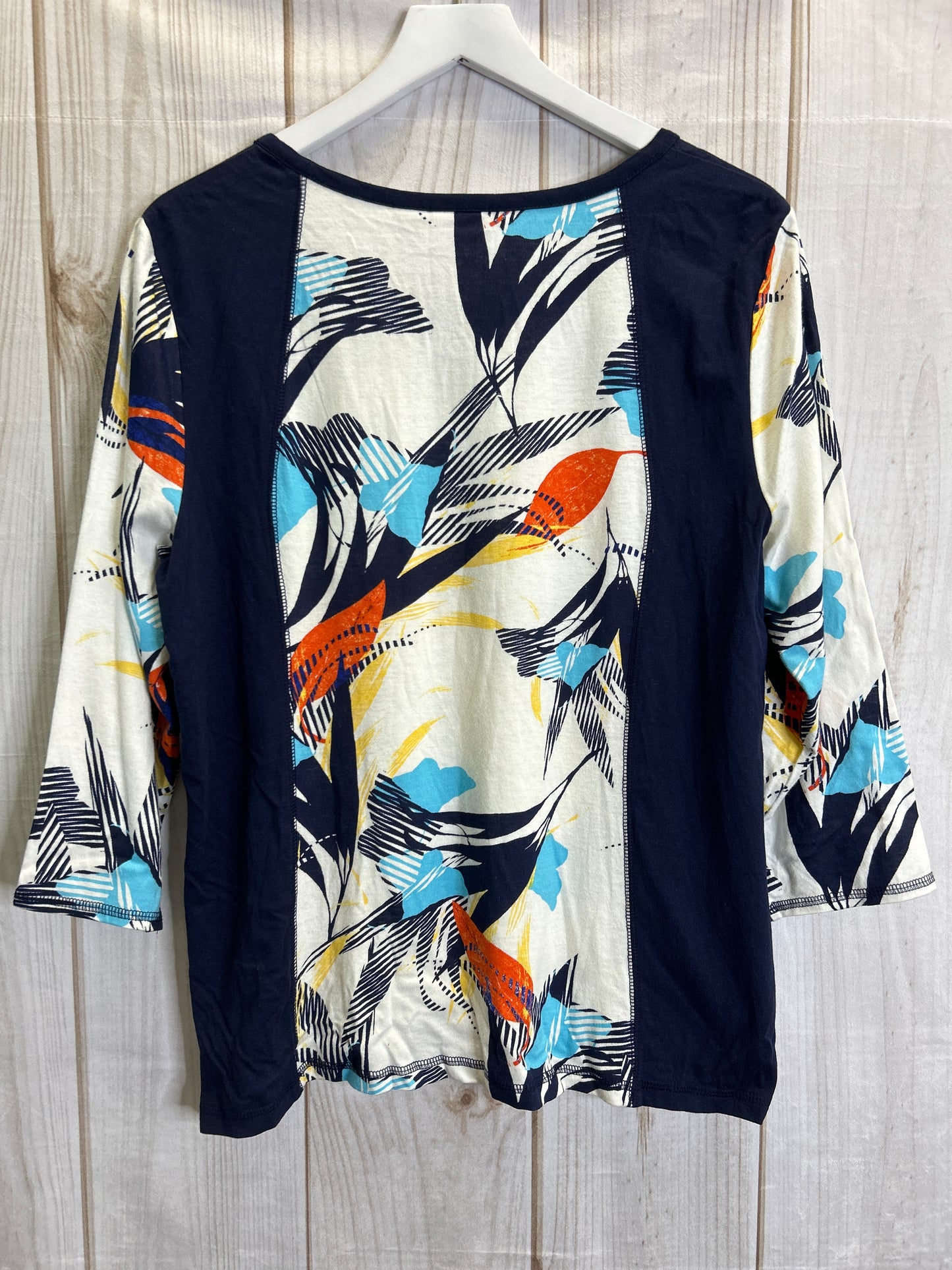 Top 3/4 Sleeve By Chicos Size: L