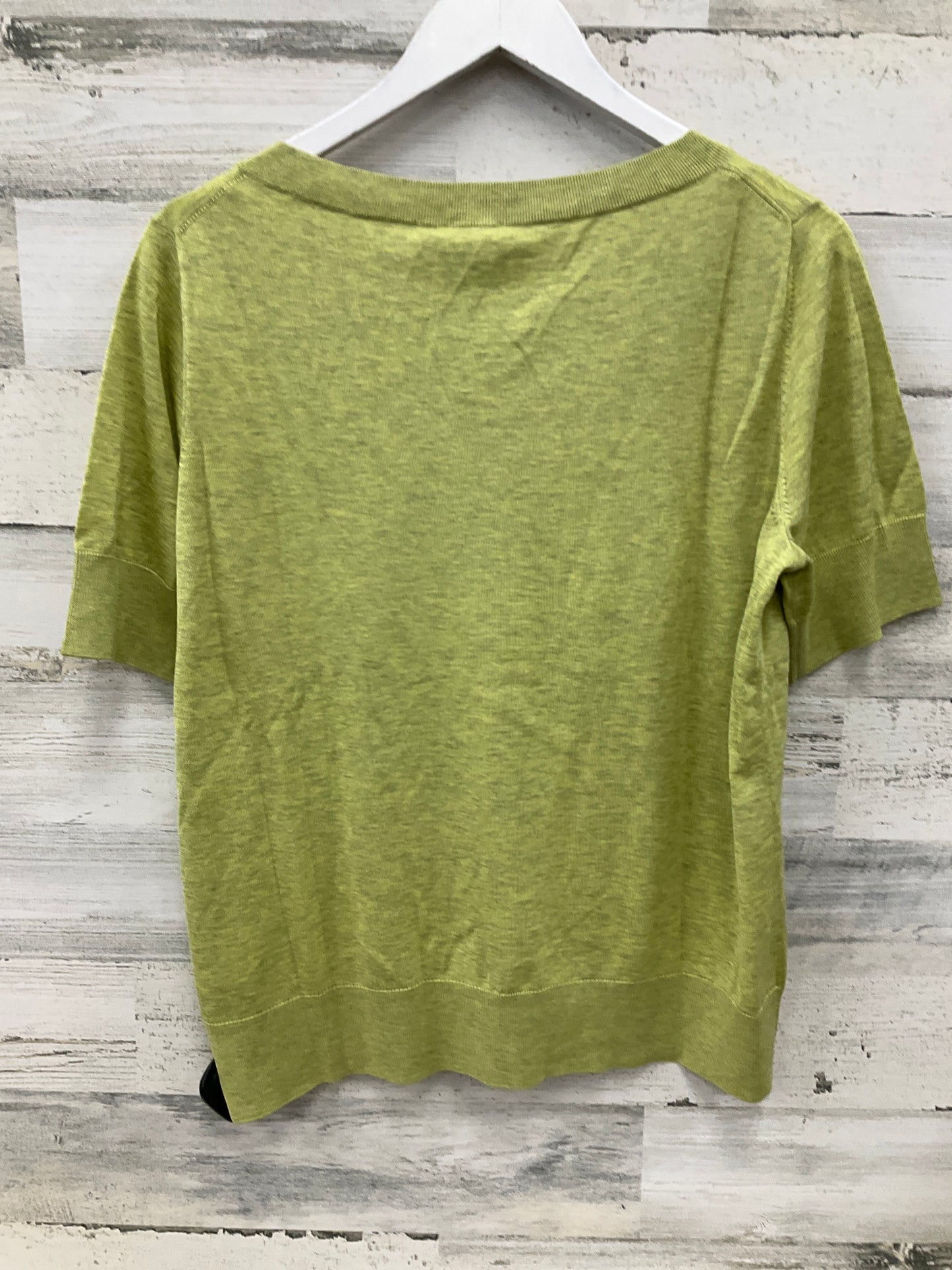 Top Short Sleeve By Cos In Green, Size: M