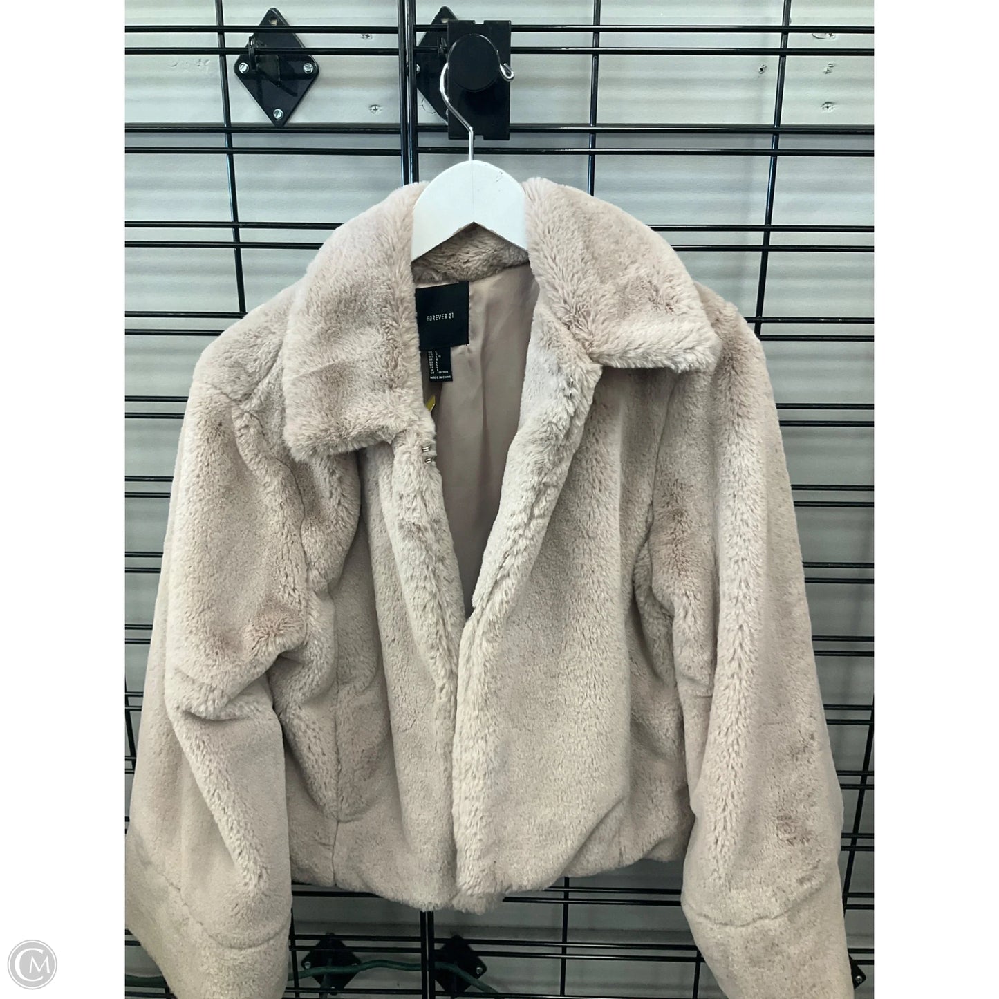 Coat Faux Fur & Sherpa By Forever 21 In Beige, Size: L