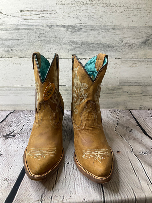 Boots Western By Corral  Size: 10