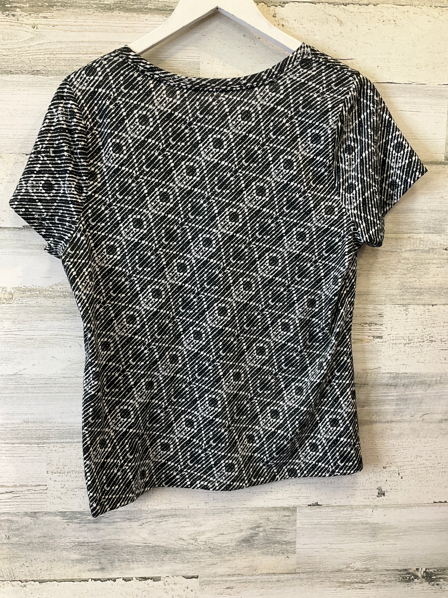 Black & White Top Short Sleeve Sonoma, Size M