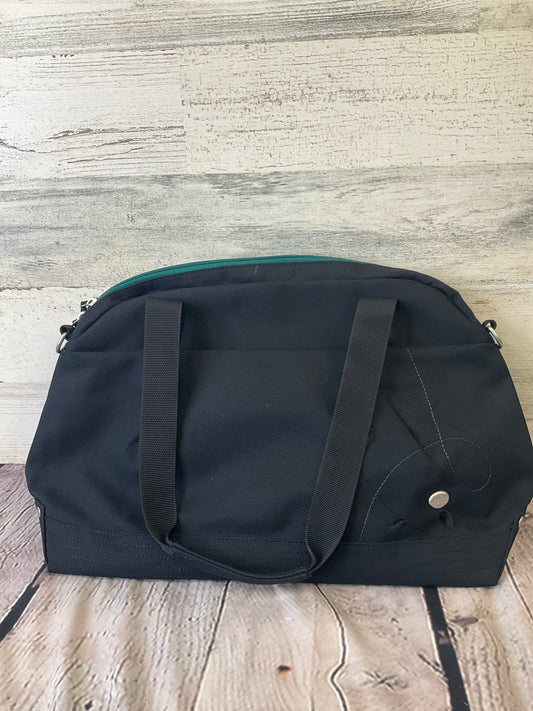 Duffle And Weekender Clothes Mentor, Size Medium