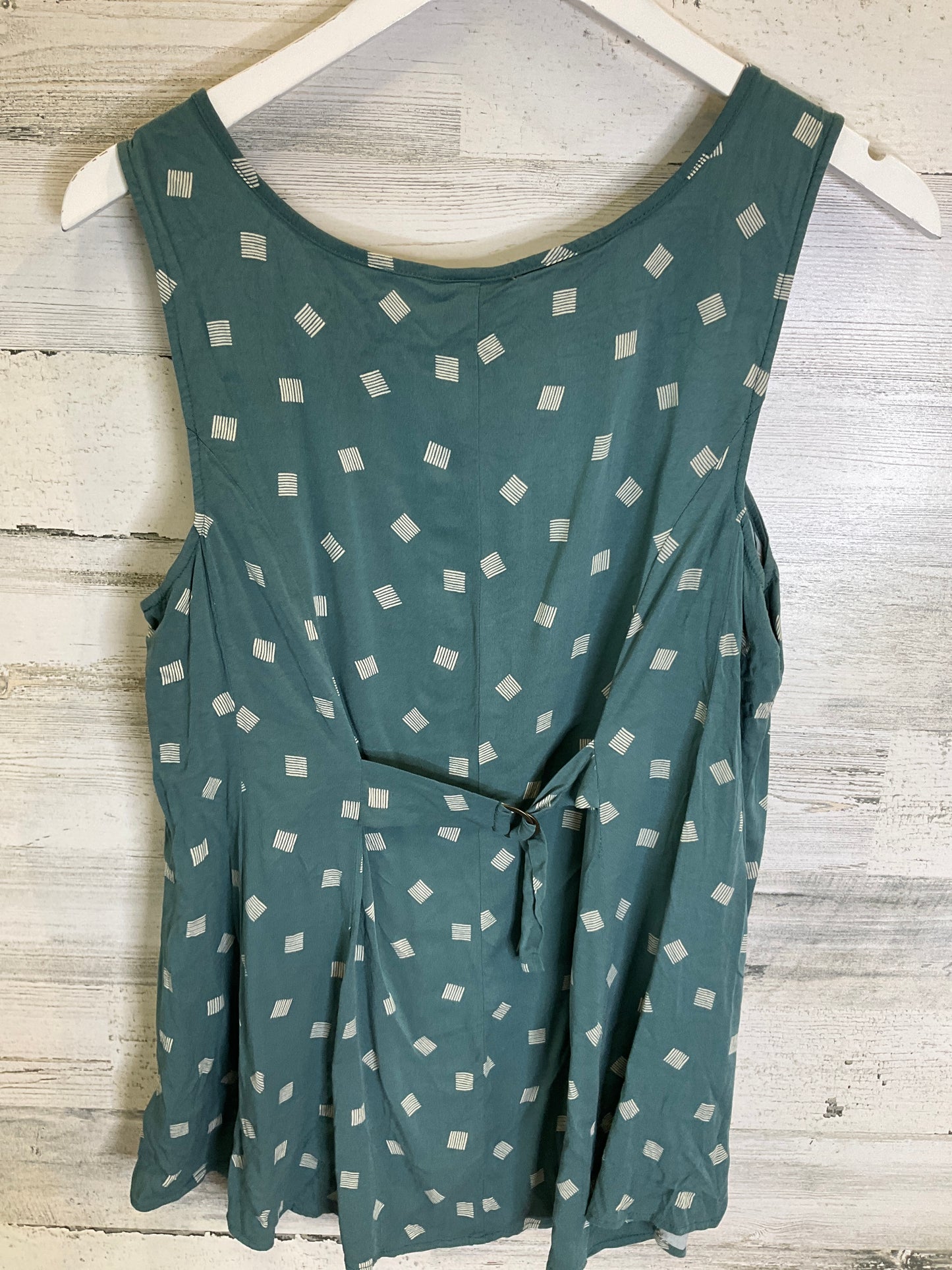 Top Sleeveless By Torrid In Green, Size: L