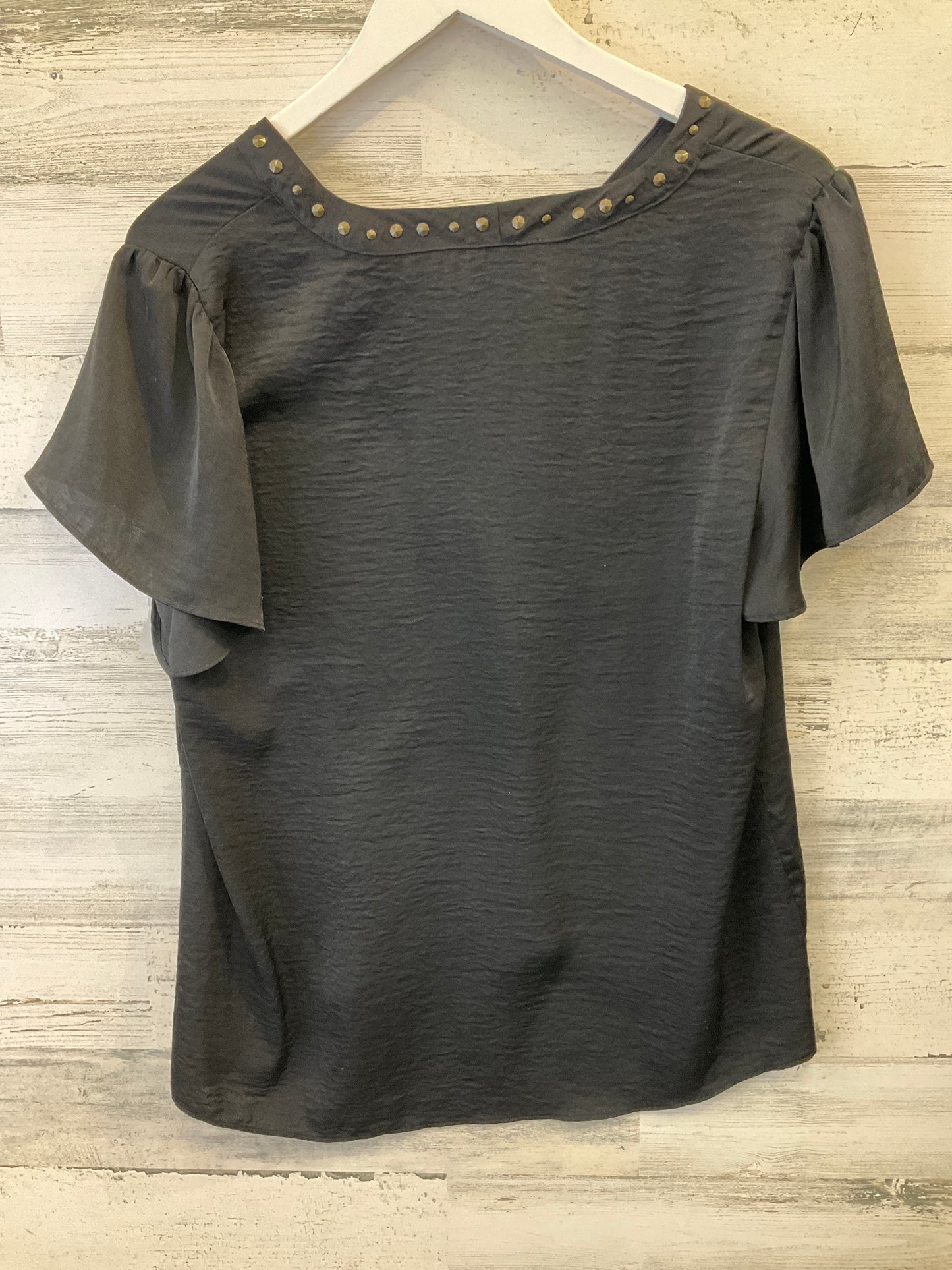 Top Short Sleeve By Vince Camuto In Black, Size: M