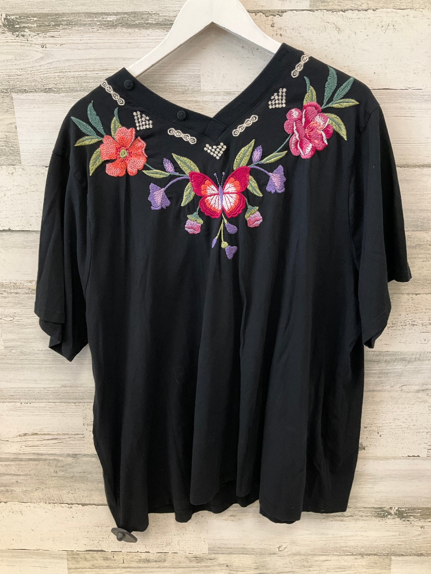 Top Short Sleeve By Johnny Was In Black, Size: 3x