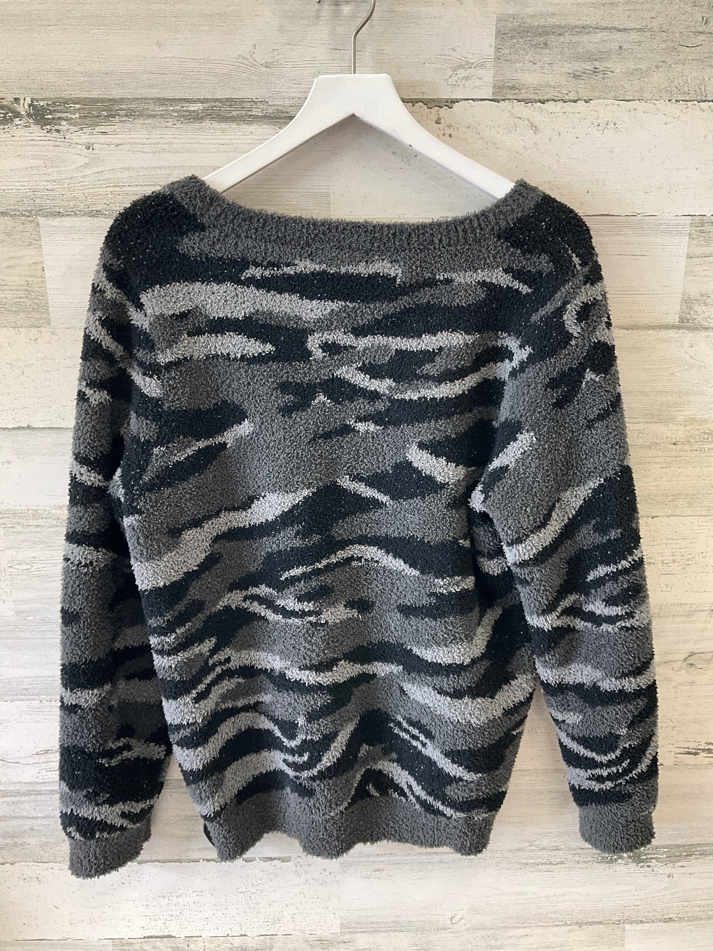 Sweater By Barefoot Dreams In Grey, Size: L