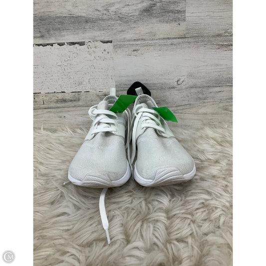Shoes Athletic By New Balance In Cream, Size: 6
