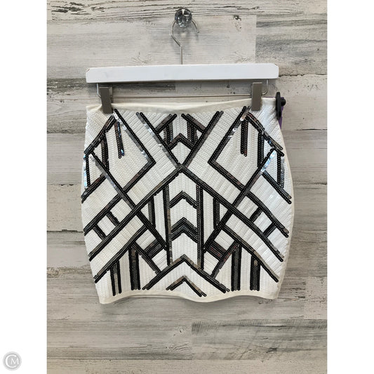 Skirt Mini & Short By Express In Cream, Size: 4