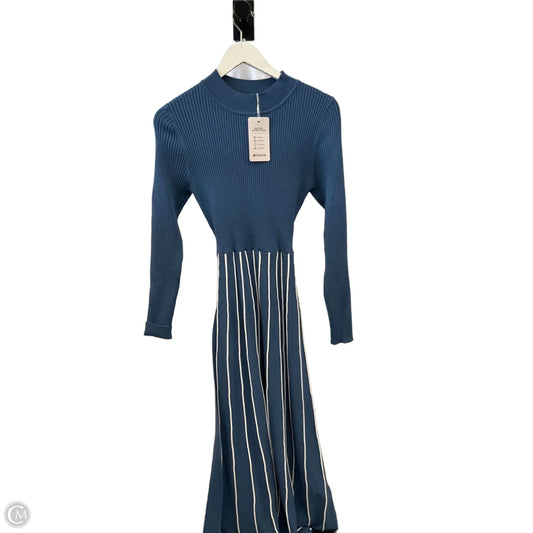 Dress Casual Maxi By Zesica In Blue & White, Size: M