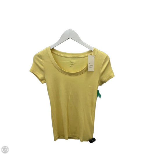 Top Short Sleeve By A New Day In Yellow, Size: Xs