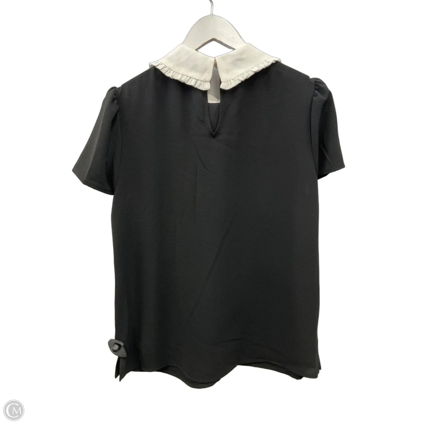 Top Short Sleeve By Cece In Black, Size: M