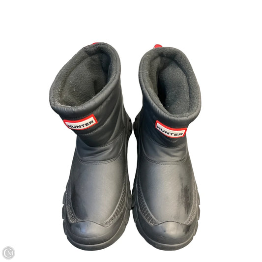 Boots Designer By Hunter In Black, Size: 6