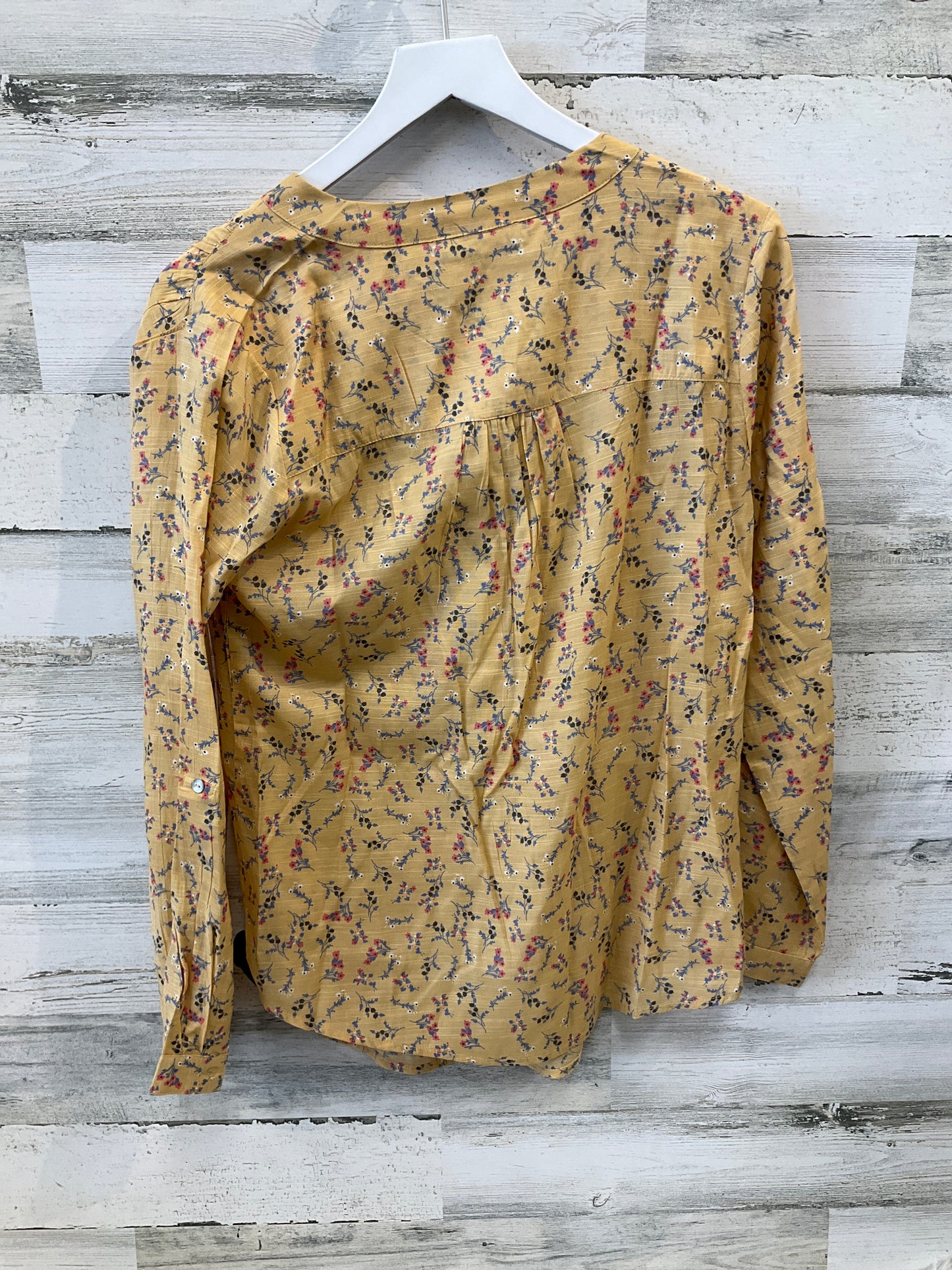 Top Long Sleeve By Clothes Mentor In Yellow, Size: S