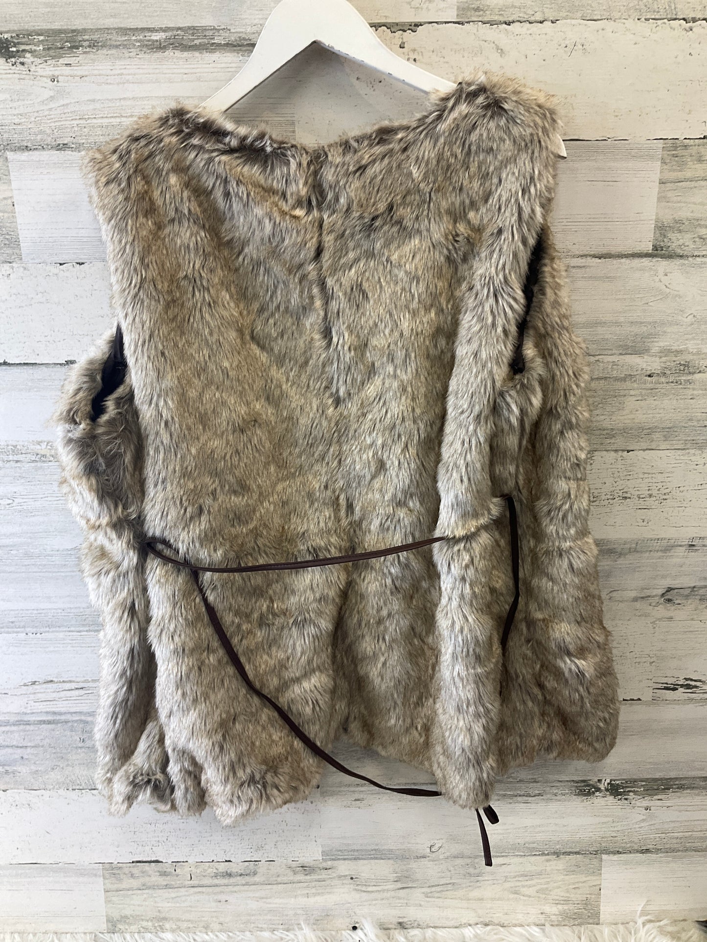 Vest Faux Fur & Sherpa By Clothes Mentor In Brown, Size: 2x