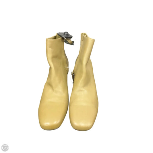 Boots Ankle Heels By Clothes Mentor In Green, Size: 10