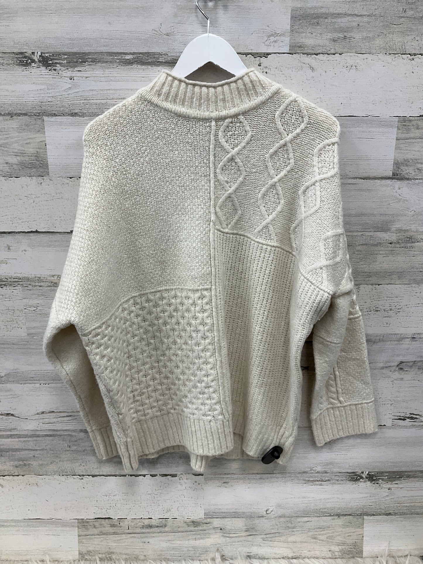 Sweater By American Eagle In Cream, Size: Xl