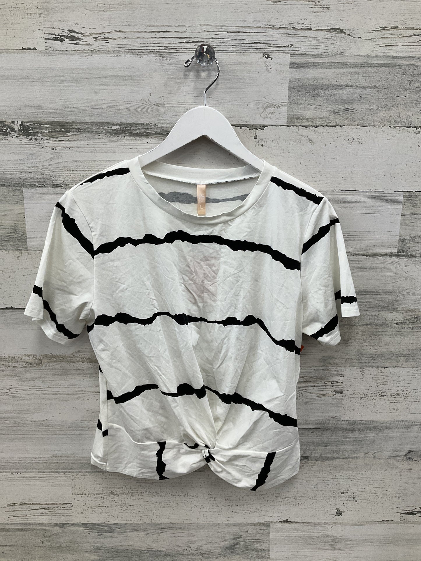 Top Short Sleeve By Clothes Mentor  Size: L