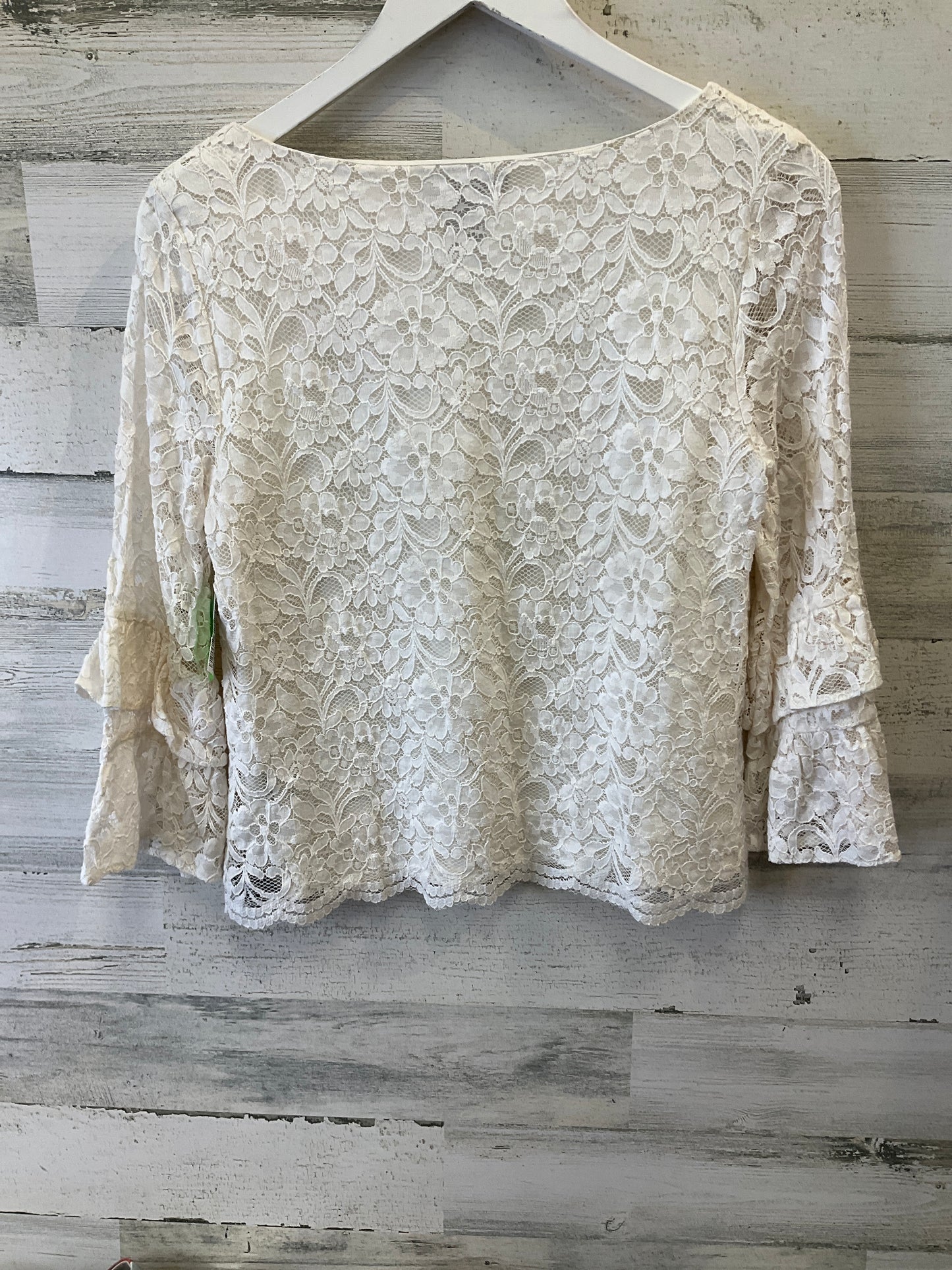 Cream Top 3/4 Sleeve Liz Claiborne, Size M