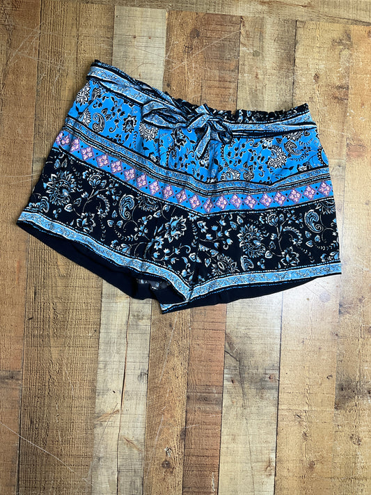 Shorts By Loft  Size: 16