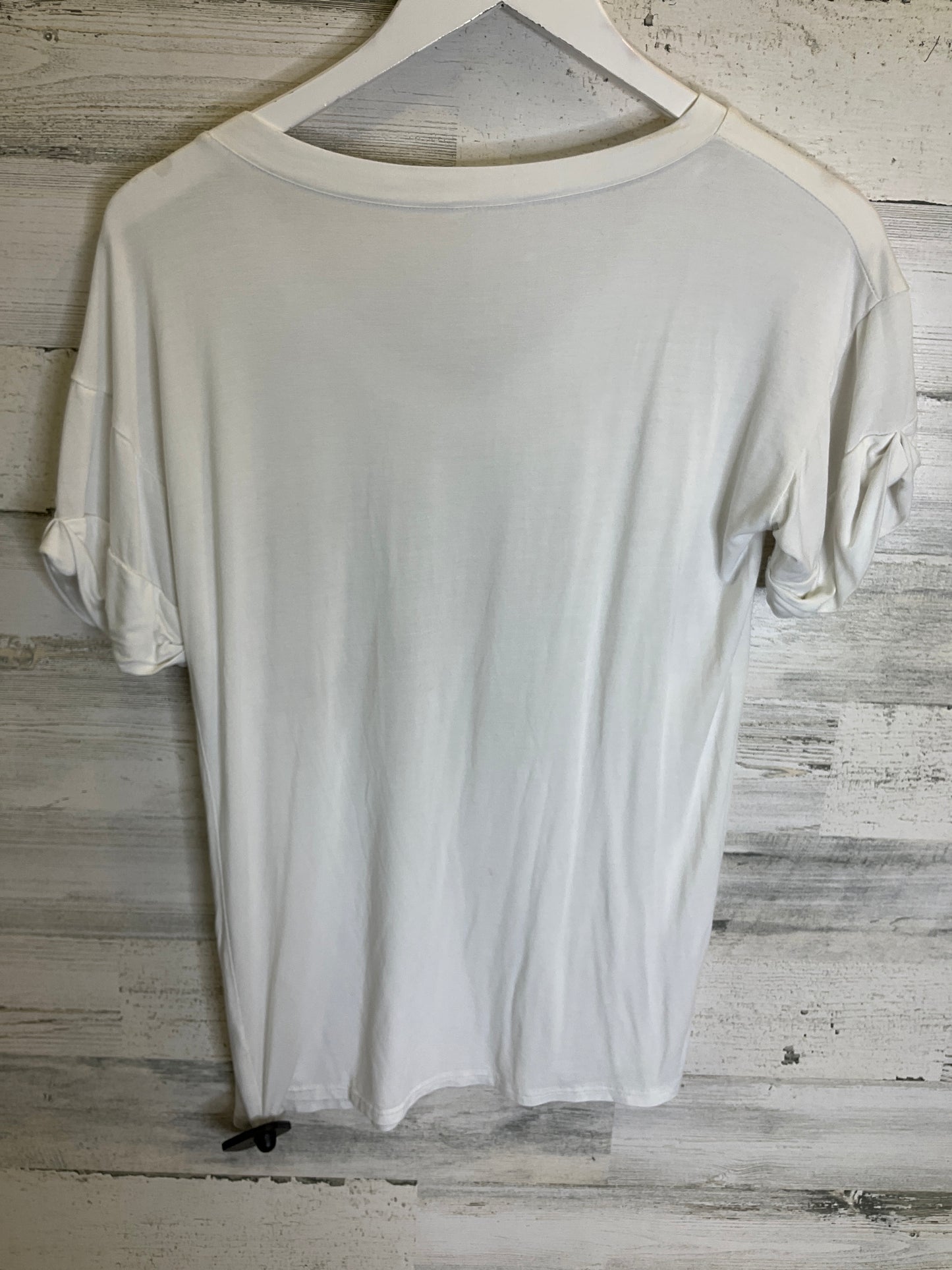 Top Short Sleeve By Clothes Mentor In White, Size: S