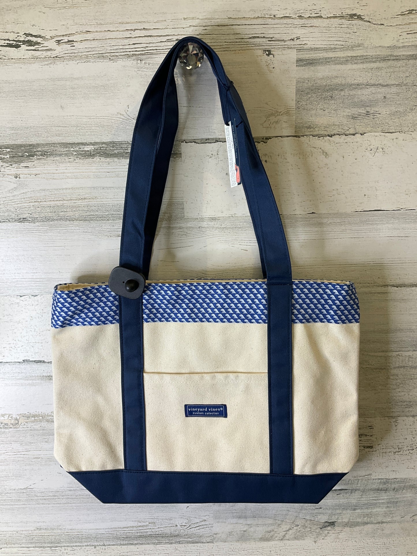 Tote By Vineyard Vines, Size: Medium