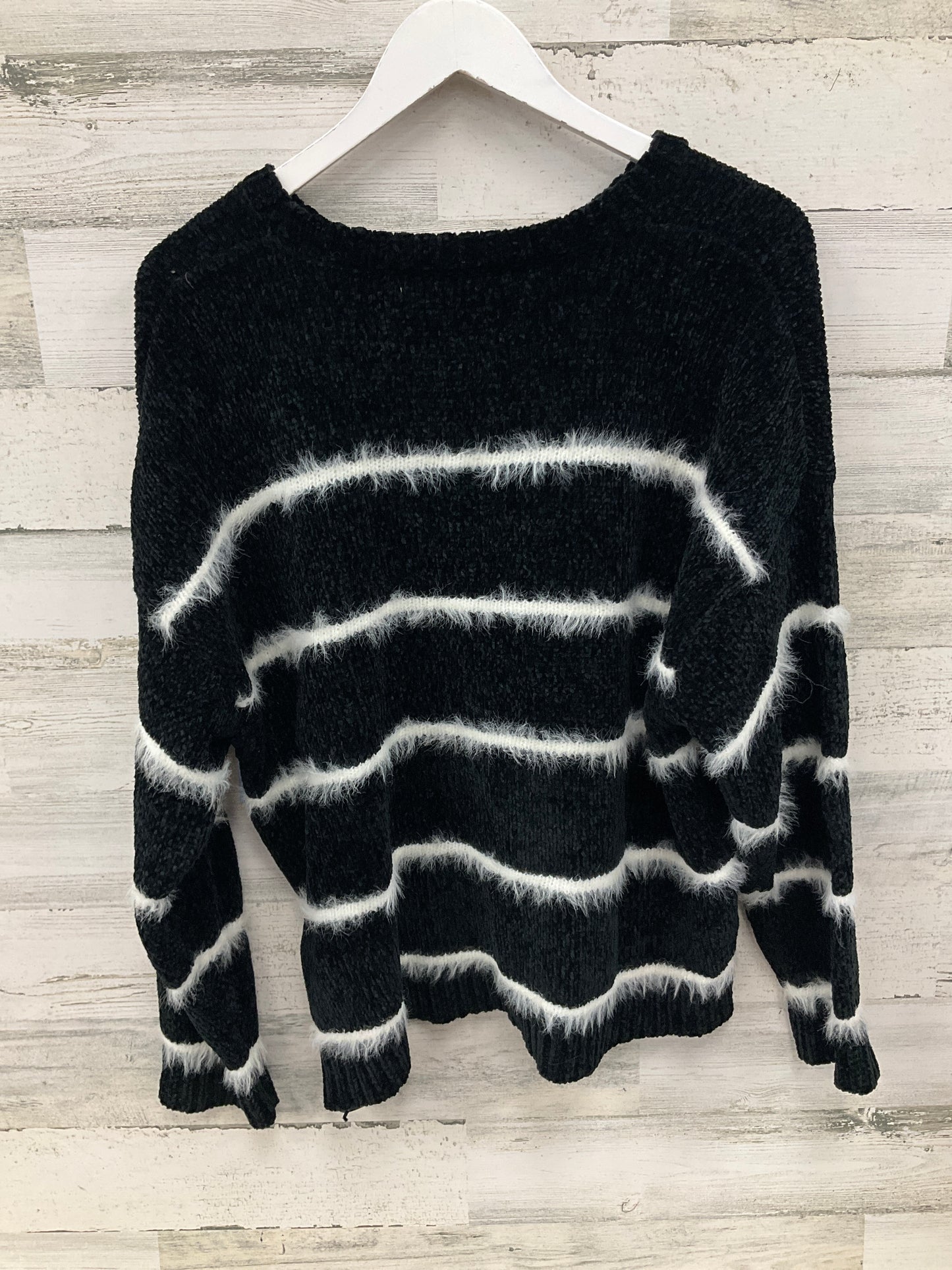 Sweater By Workshop In Black, Size: Xl