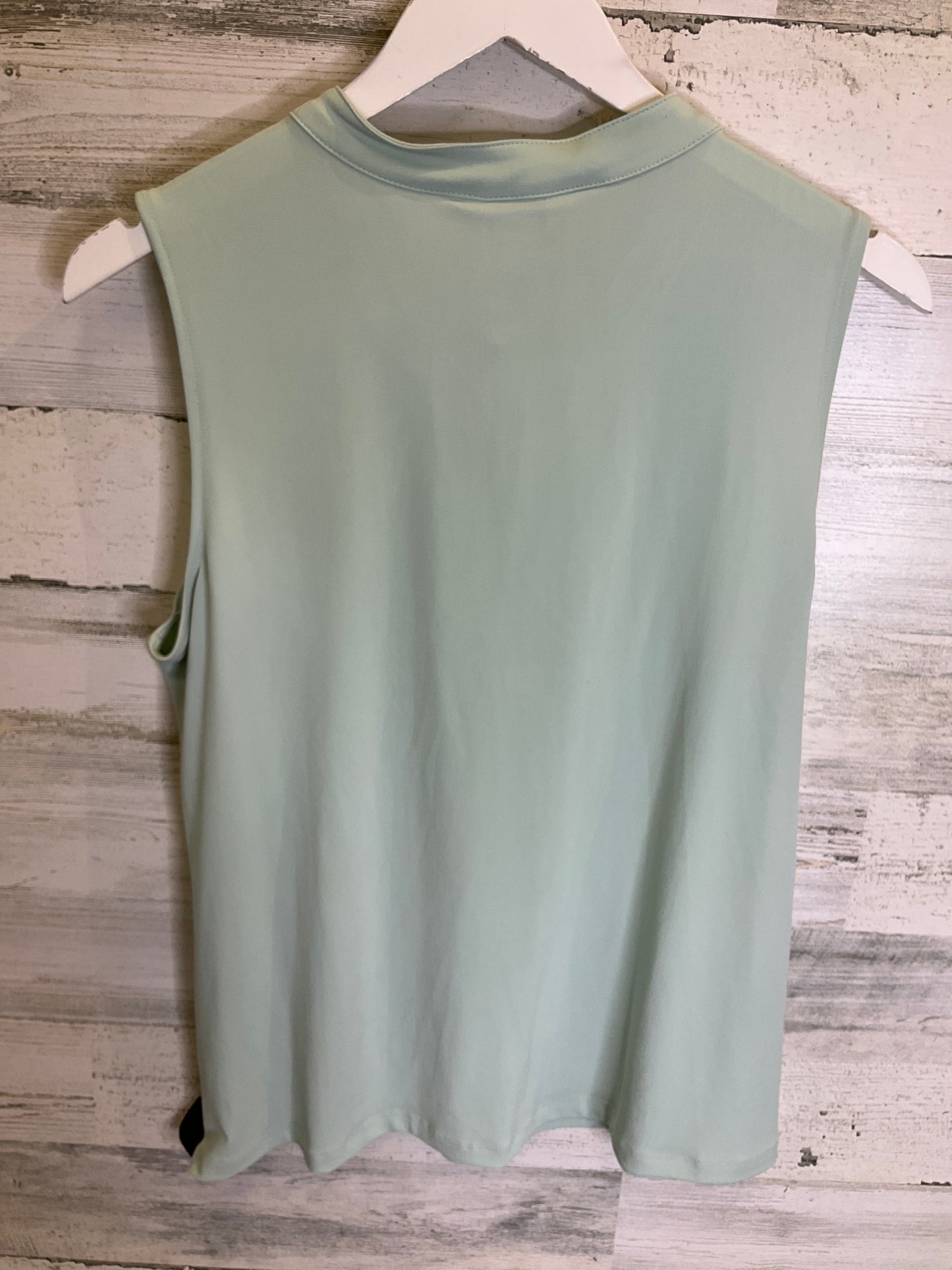 Top Sleeveless By Liz Claiborne In Green, Size: L