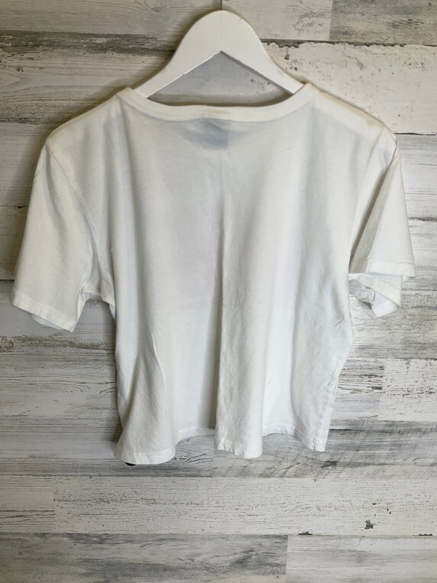 White Top Short Sleeve Clothes Mentor, Size M