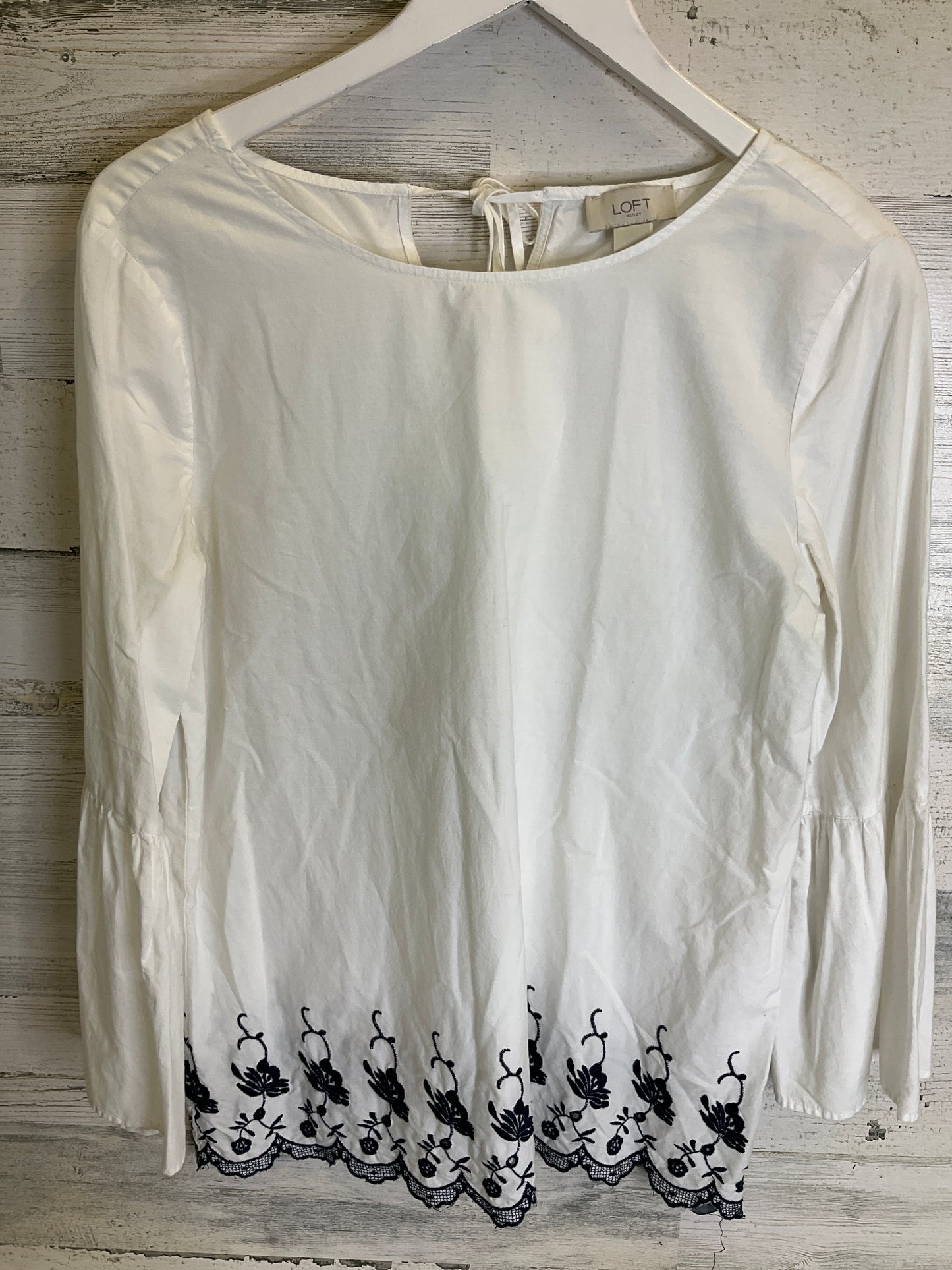 White Top 3/4 Sleeve Loft, Size S