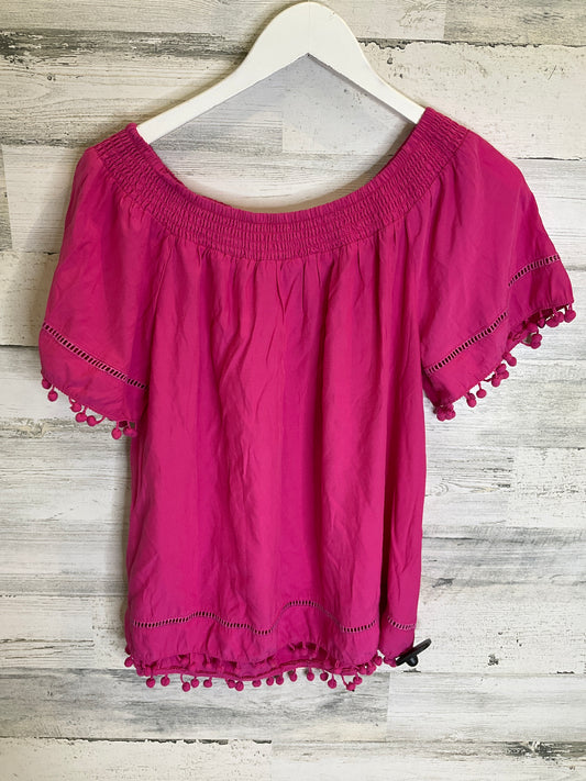 Top Short Sleeve By Clothes Mentor In Pink, Size: M