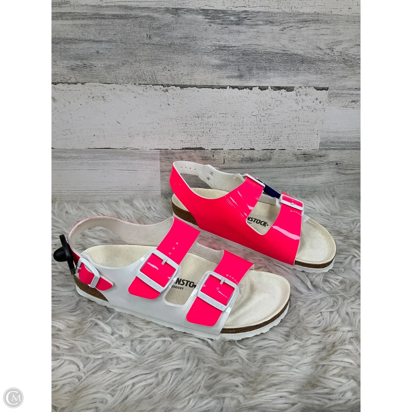 Sandals Flats By Birkenstock In Pink & White, Size: 8.5